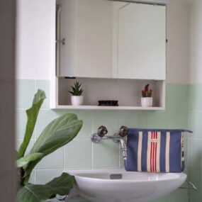 Necessaire «Bachweg» – Upcycelt aus Balkon Markisen